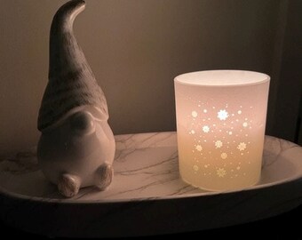 Snowflake Christmas Soy Candle: Etched Silver Design, Festive Scents