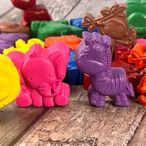 Safari Animal Crayons for Kids: Vibrant Colors, Perfect for Birthdays, Thank You Gifts, and Wild One Parties - Great for Gifting