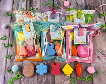 Easter basket crayon favors. Easter crayon sets. Personalized. Kids class favors. Party favors. Gifts. Basket stuffers. Bunny. Chick. Crayon