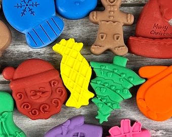 Christmas Shaped Crayons: Festive Stocking Stuffers, Class Favors, and Gifts for Kids