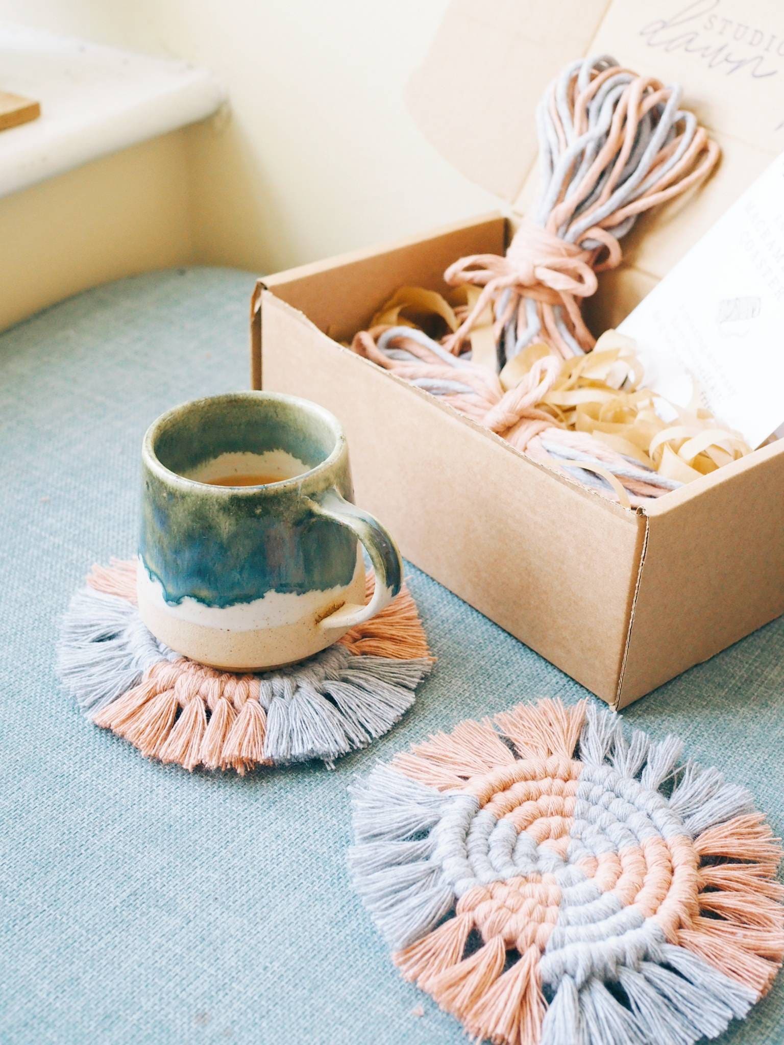 DIY Macrame Drinks Coa...