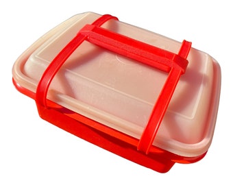 Vintage 1970’s Retro Red Tupperware Pack-N-Carry Lunch Box #1254-11