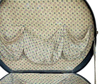 Monogrammed Canvas Suitcase with Zip and Rounded Edges from Louis Vuitton,  1960s