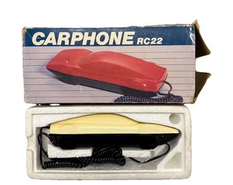 Vintage RC22 Telephone Ivory Sports Car Ferrari Testarossa Novelty Nostalgia 80s