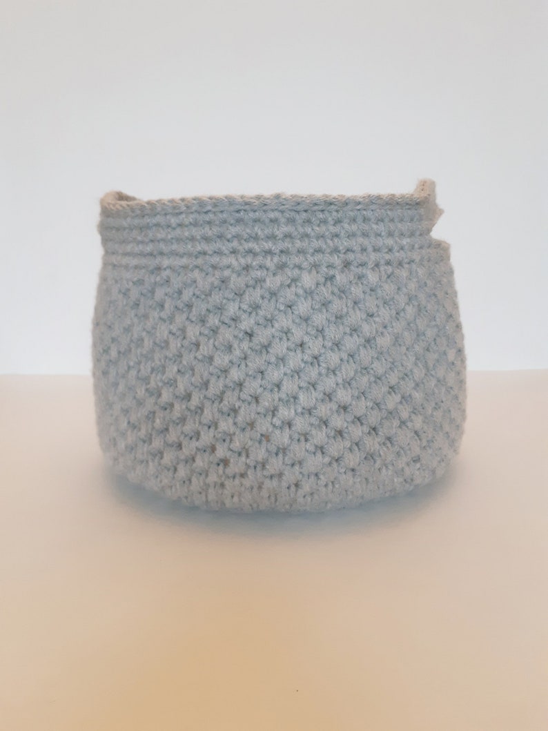 Farmhouse Basket CROCHET PATTERN image 4