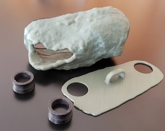 Magnetic Rock Gecko Hide with Removable View Port