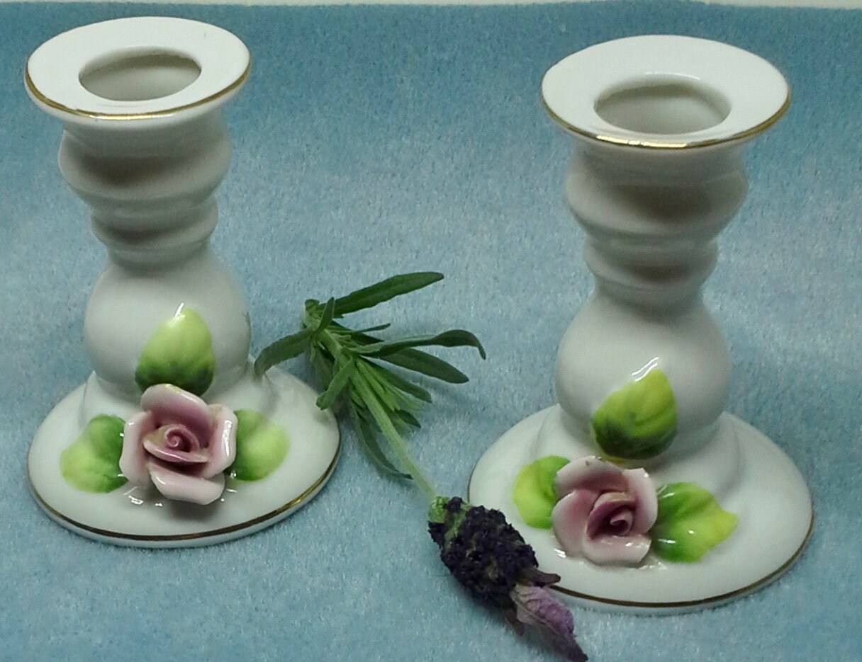 Candle holder vintage 1970 white porcelain with embossed roses and leaves made in japan