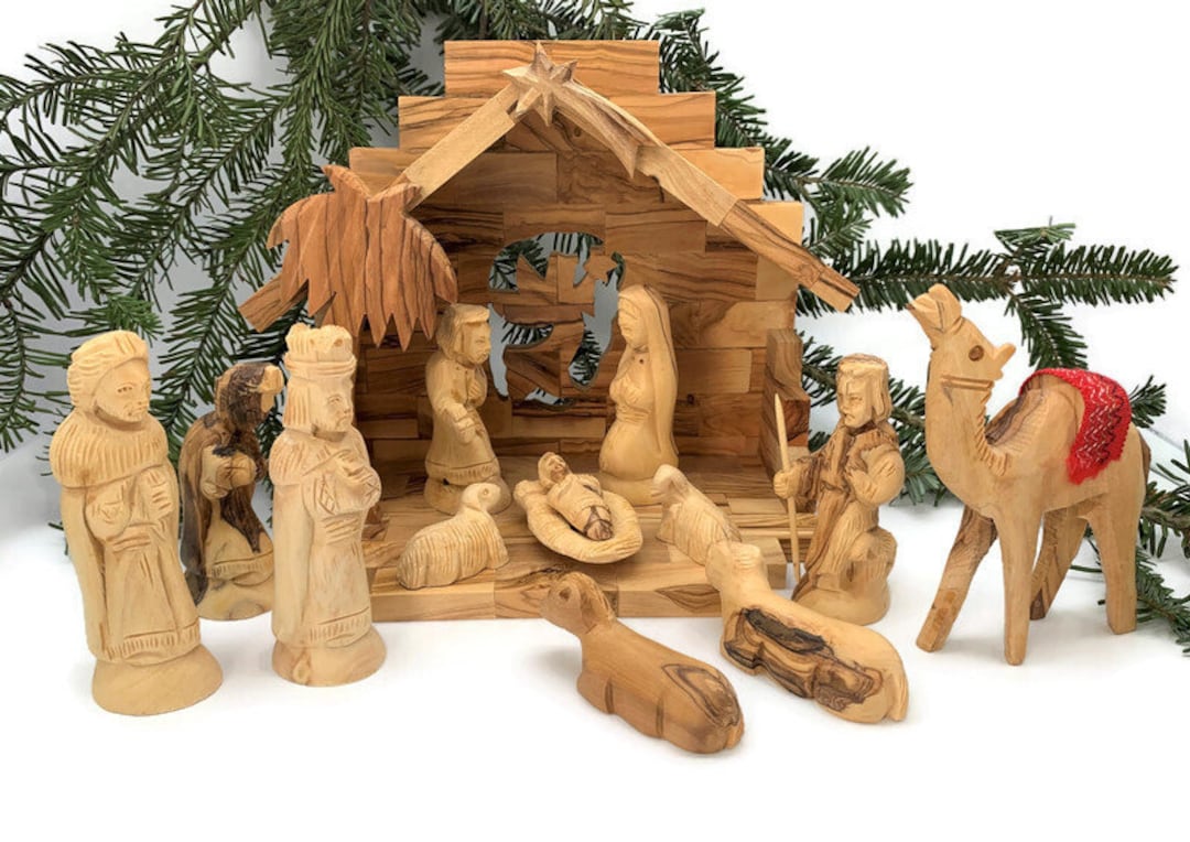 Belén de madera para Navidad hecho de madera de olivo en Tierra Santa –  Belén de 12 piezas con caja de música – Decoración navideña