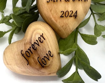 Engraved Olive Wood Heart , Personalized Wedding Gifts , Wedding Favors Decor