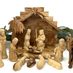 Wooden Nativity Set Handmade ,  Christmas Nativity Scene , Holy Family Figurine , Olive Wood Nativity for Christmas Decoration