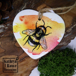 Bee, Bumblebee, Bee Gift, Wildlife, Nature, Bee, Letterbox Gift, Bee Lover, Heart, Ceramic Decoration, Christmas Decoration, Ornament