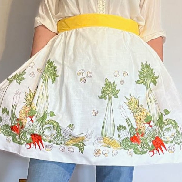 50's Vegetable Apron Half Length Vintage Collectible