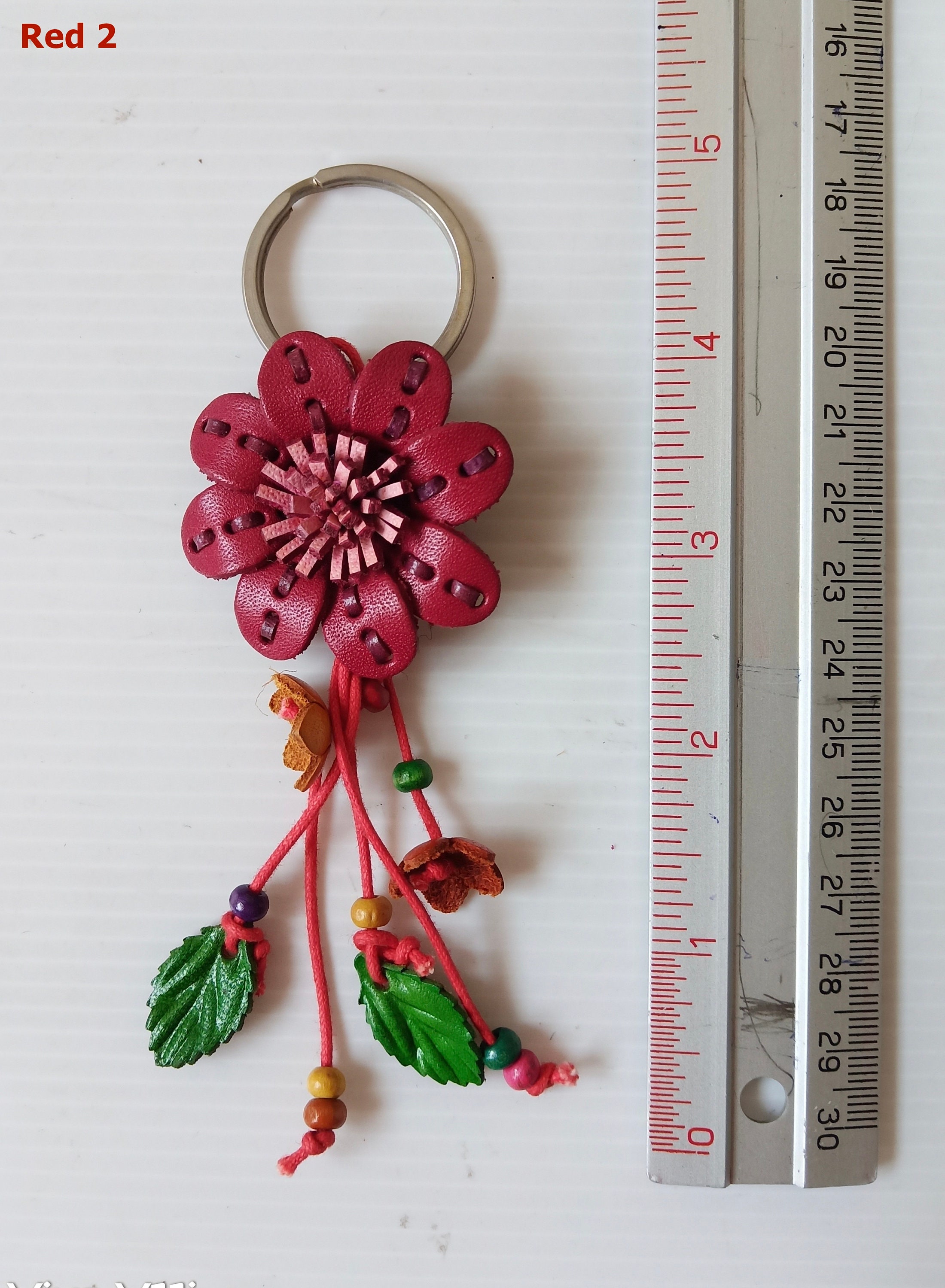 手作りのステッチ入りレザーフラワーキーホルダー、花柄リーフバッグ