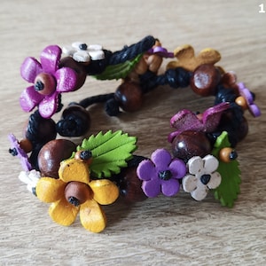 Bohemian Flower and Leaf Bracelet with Wooden Beads