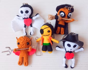 Spooky Voodoo Doll Keychain - Gothic Skeleton & Witch Fantasy Bag