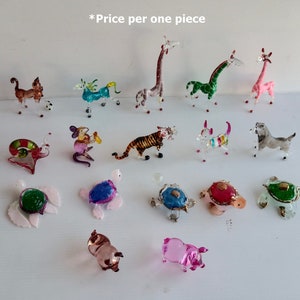 Blown Glass Animal Figurine: Collectible Art No.28-1