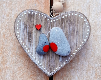 Mother gift, Present for Granny, Robins pebble heart, Robin present for Dad, Birthday present for a father, Robins pebble art, Wooden heart