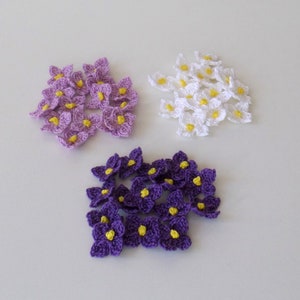 Appliques petites fleurs , décoration carte d'anniversaire , de remerciement , embellissements pour coussins , chapeaux