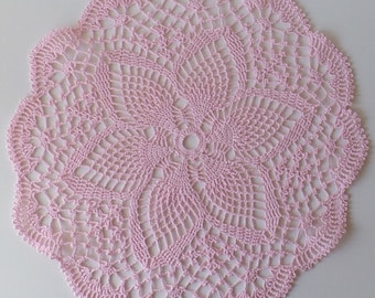 Napperon rond en coton rose clair , napperon fait au crochet très fin , pour attrape-rêves , décoration bohème , fait main au crochet