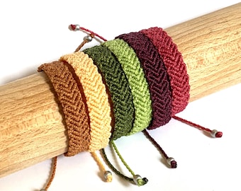 Women's braided heart bracelet, macrame bracelet, jewelry bracelets, bracelet for her, friendship bracelet, adjustable bracelet, gift bracelet