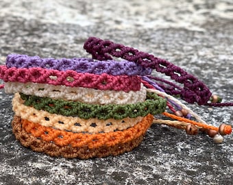 Braided women's bracelet, Macrame bracelet, handmade, Bracelet for her, Friendship bracelet, adjustable bracelet, gift bracelet