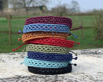 Men's micro macrame bracelet, Celtic bracelet, Handmade bracelet, Friendship bracelet, Infinity bracelet, Jewelry bracelet, Gift bracelet