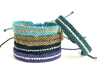 Micro macrame men's bracelet, Friendship bracelet, Jewelry bracelet, Gift bracelet, Hand braided bracelet, Adjustable bracelet
