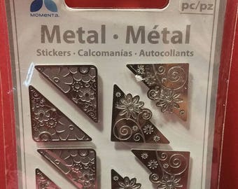 Momenta Metal Floral Photo/Page Corners