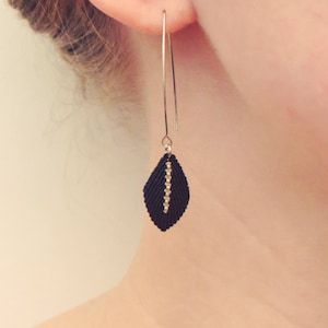 "AZO" earrings // Black macrame leaves
