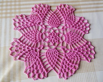 1 napperon crochet "Prune" rose
