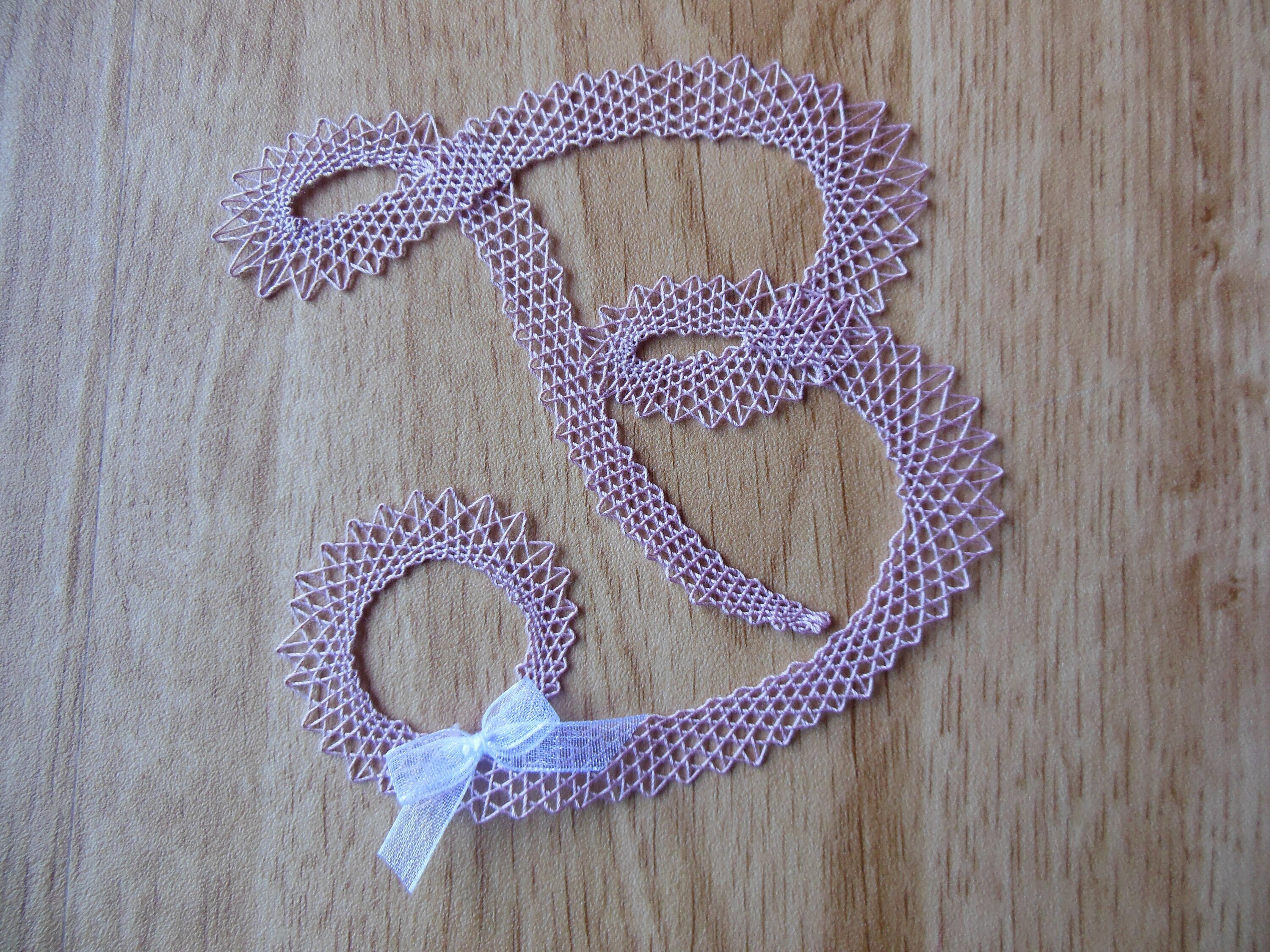 Napperon Initiale Aux Fuseaux B