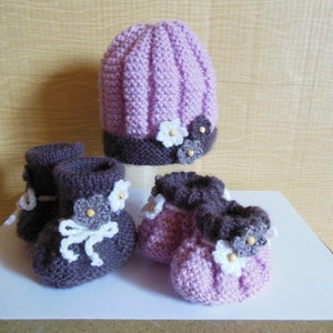 Baby set of knitted hat slippers several colors