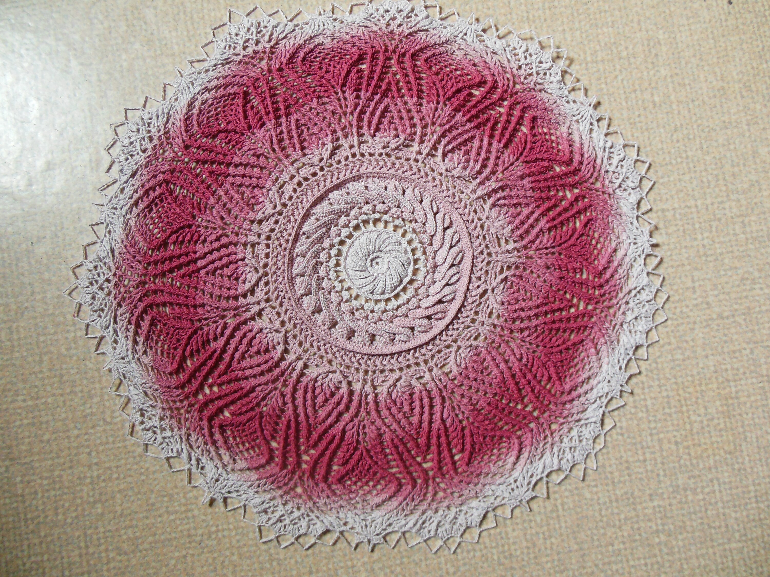 Napperon Crochet Relief Theia