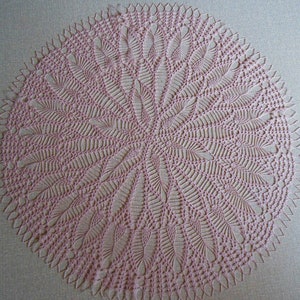 Crochet doily &quot;Clémentine&quot;