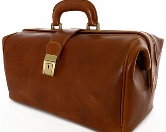 Genuine Leather Bag for Doctor with 1 compartment