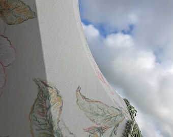 Vintage Blumen-Stoff-Lampenschirm für Tischlampe Cottage-Kern