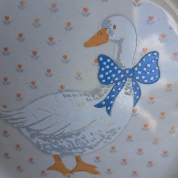 Vintage Brickoven Stoneware 'Aunt Rhody' Goose Bow side plate/salad plate Decorative Country Home Decor