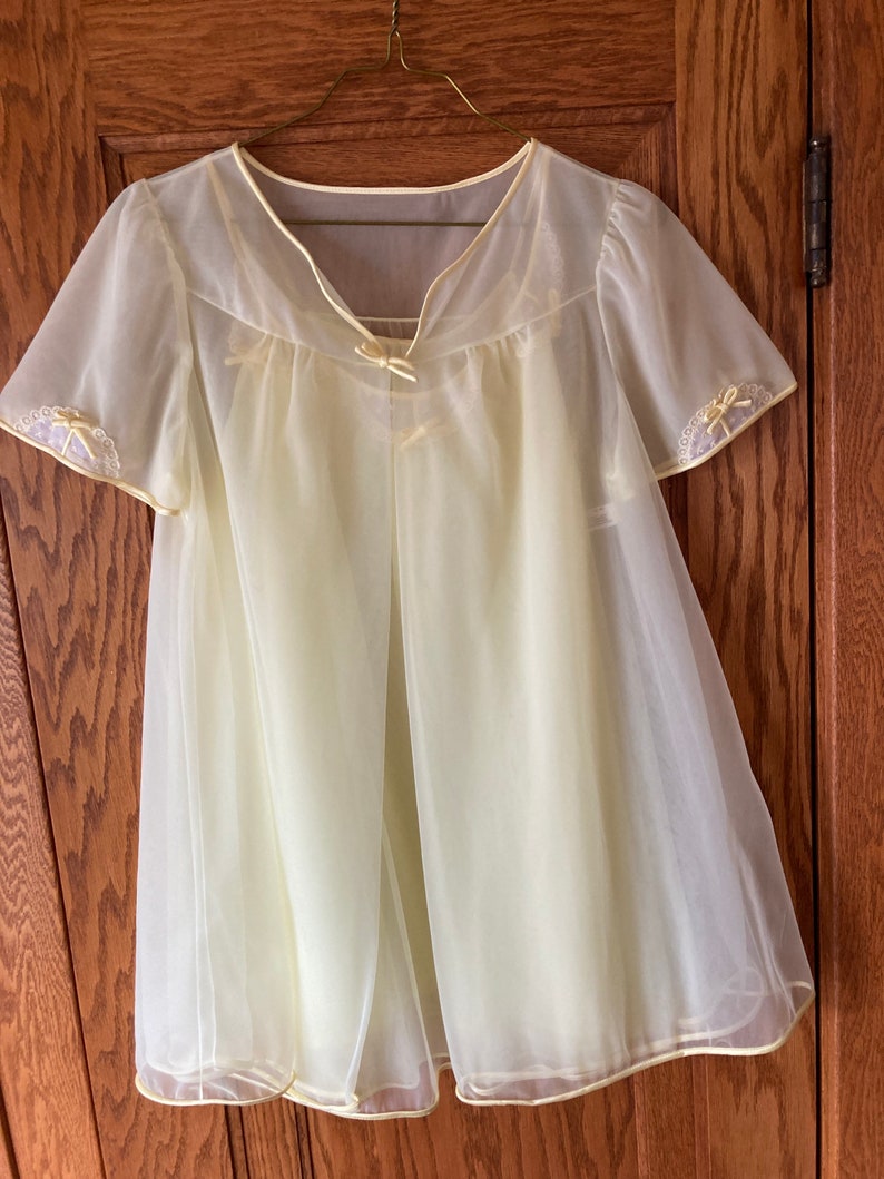 Vintage Hollywood Vassarette Size Medium Nightgown Robe | Etsy