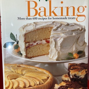 Good Housekeeping Baking 1999 first edition HB w/ DJ recipe book cookbook
