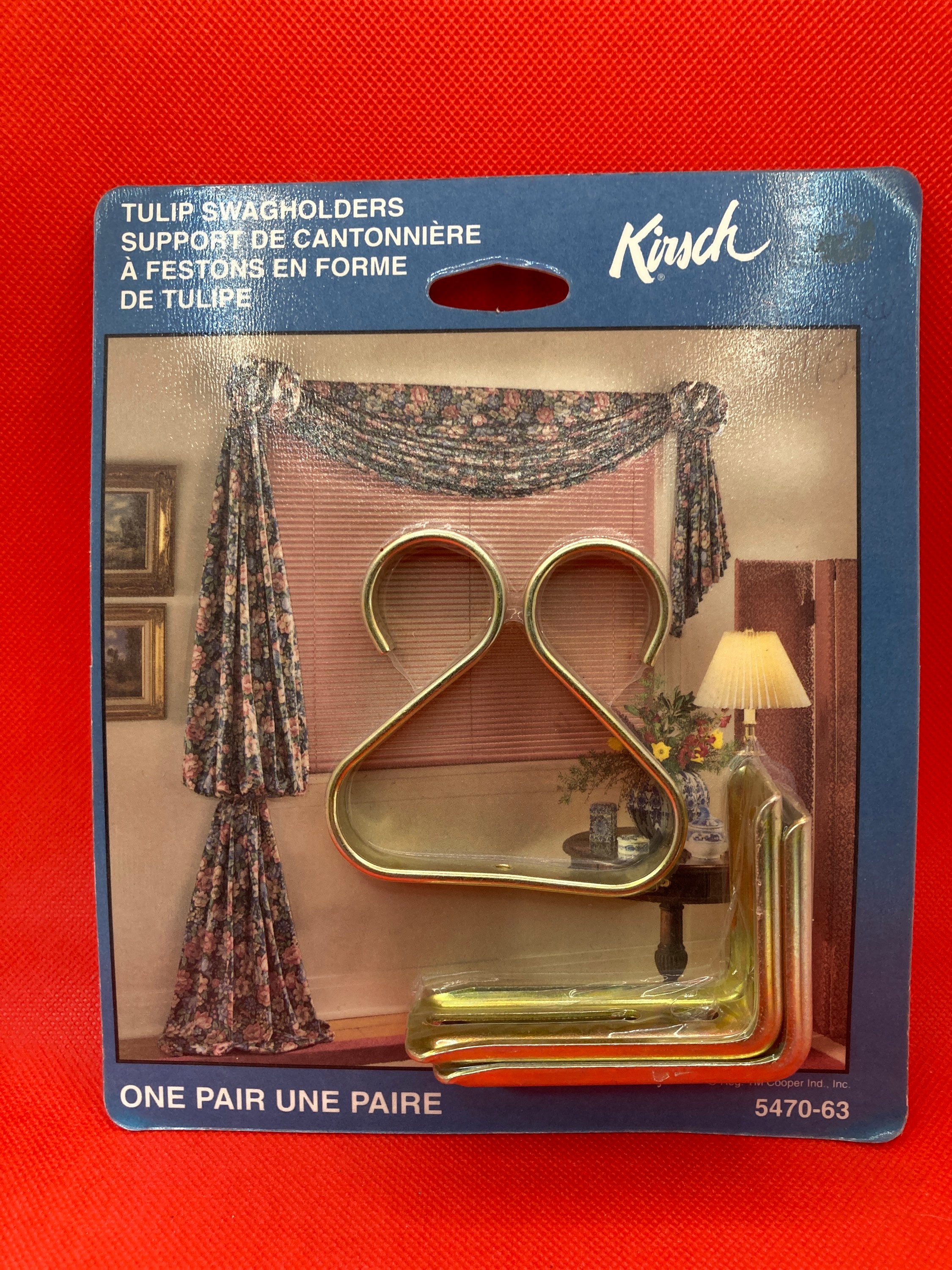 Kirsch Tulip Swagholders 1 Pair Brass Finish #5470-63 Vintage USA. New in original packaging.
