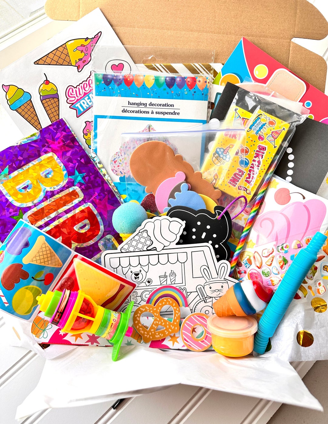 Rainbow DIY Crafts Box, Arts & Crafts Activity Box, Busy Kid, Gift for  Girls, Boys, Holiday, Birthday Gifts, Rainbow Fun 