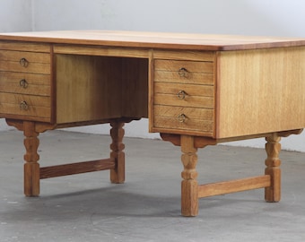 Vintage Schreibtisch aus Eiche mit 6 Schubladen, Kjærnulf Stil.