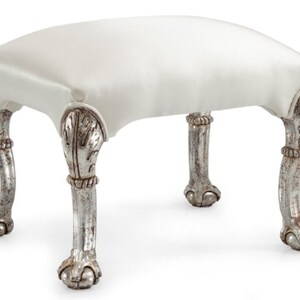 Casa Padrino luxury baroque leather stool white / antique silver - Handcrafted baroque style stool with high quality genuine leather