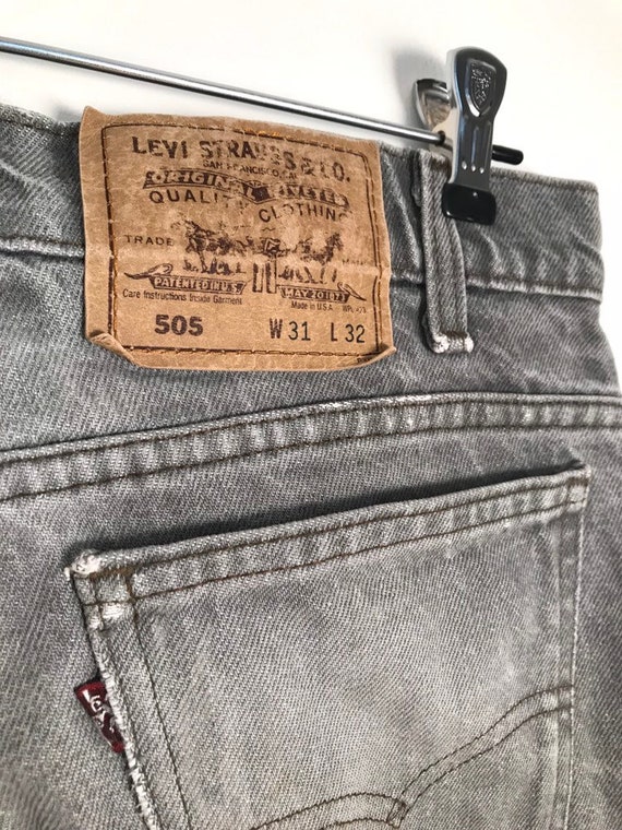 grey levi 505 jeans
