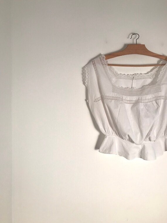 Vintage french back button down white cotton sleev