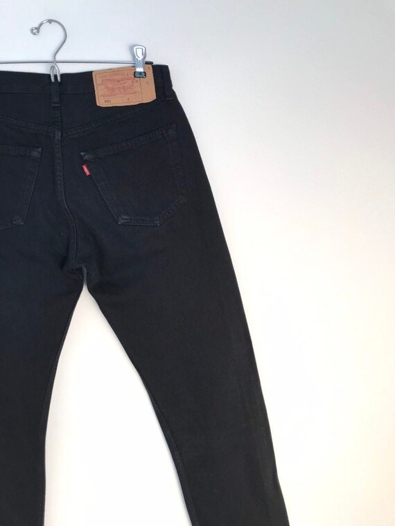 vintage black levis 501