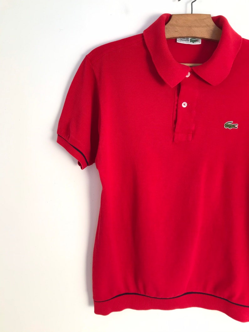 LACOSTE vintage red polo top with short sleeves and button down collar s 1990s
