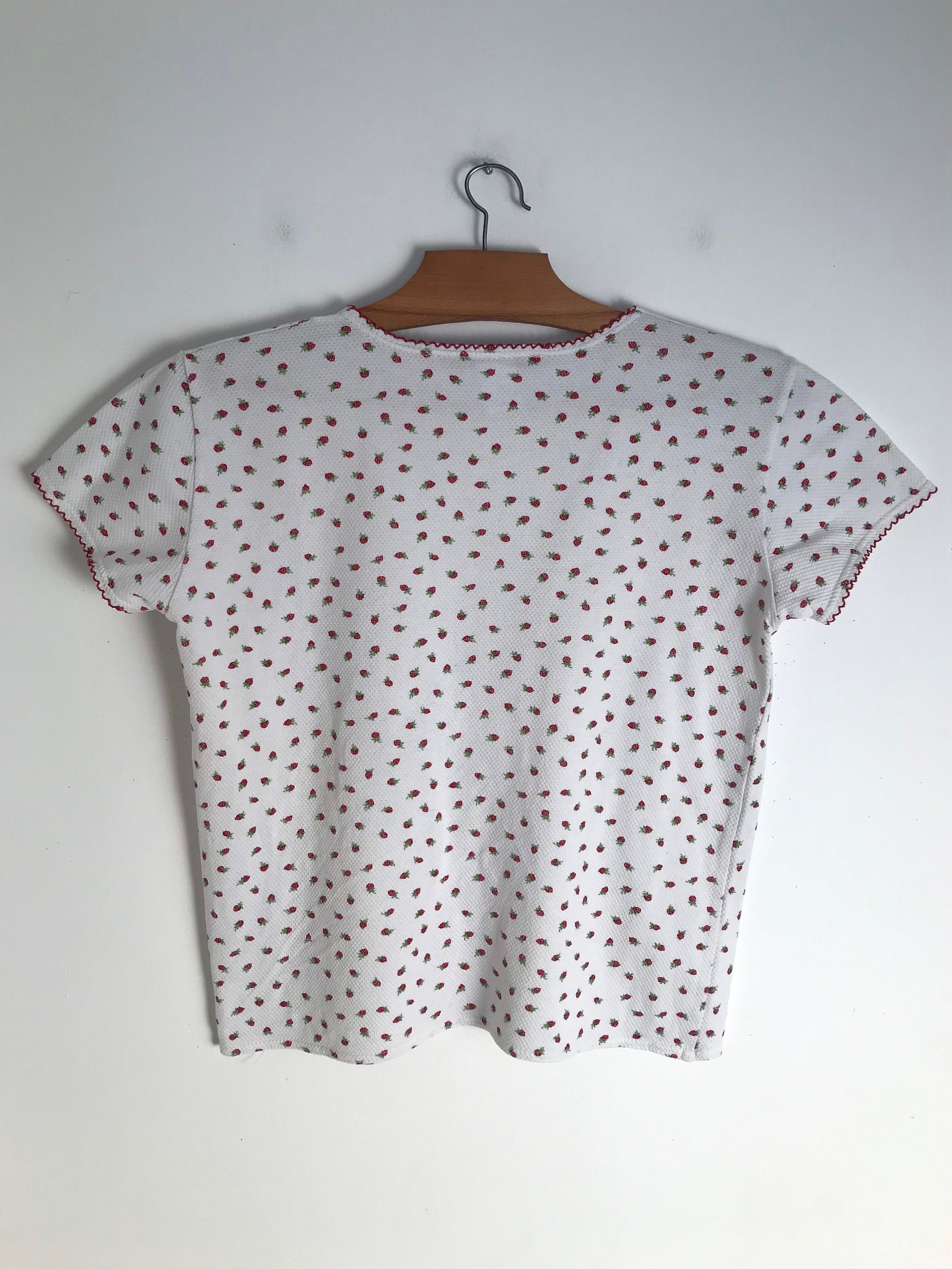 Vintage strawberry t-shirt with short sleeves and textured | Etsy