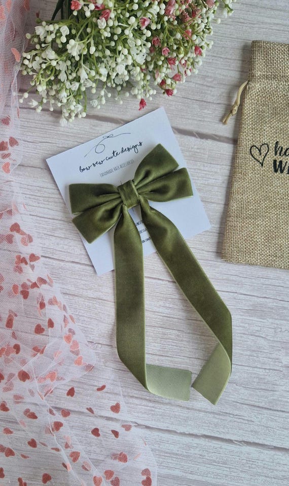 Olive green luxury velvet ribbon bow perfect for Christmas, adult hair accessory, elegant hair bow, Velvet barrette bow, classic hair ribbon