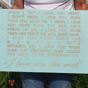 Cuando digo que te quiero más... Te quiero más que la distancia 5x7, 8x12, 10x15, 15x22, 20x30, 24x36 Grabado Signo de madera Grabado Signo de madera imagen 7